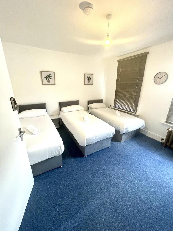 Kings City Centre Apartments لندن الغرفة الصورة